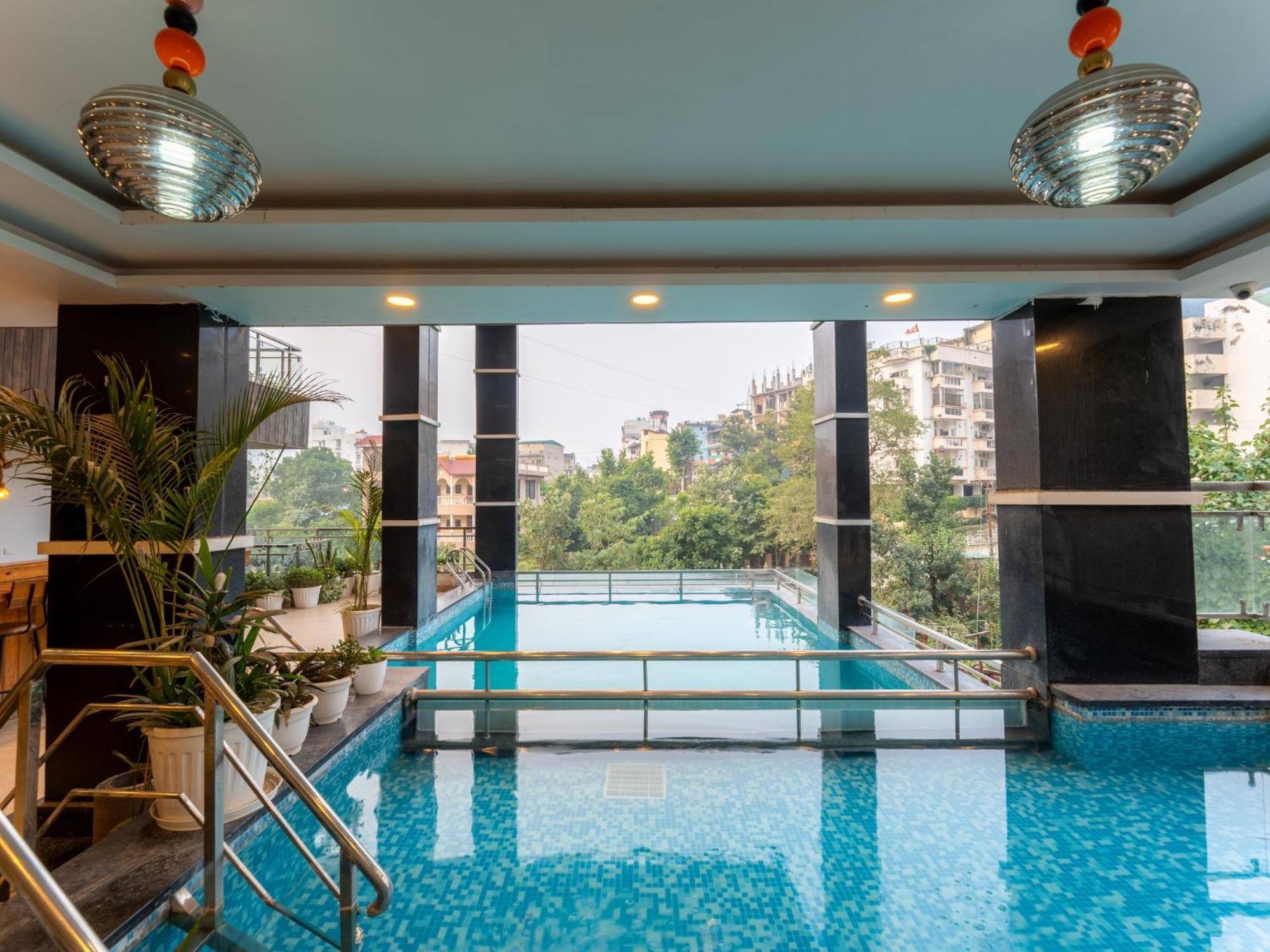 Moustache Luxuria छात्रावास Rishikesh